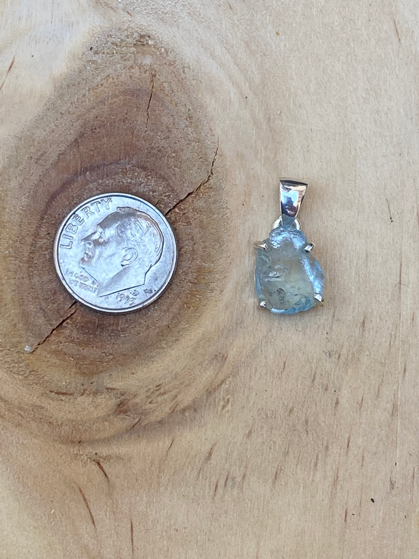 Rough Aquamarine Pendant