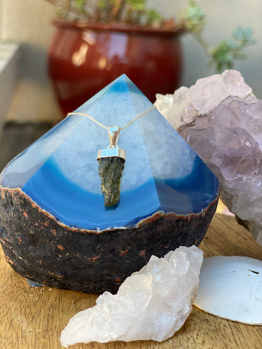 Moldavite – The Stone of Transformation