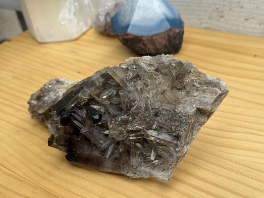 🤎 Smoky Quartz C – Light, Grounded, and Energized