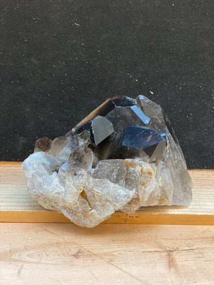 Smoky Quartz Crystal - Unveiling the Power of Elegance and Grounding